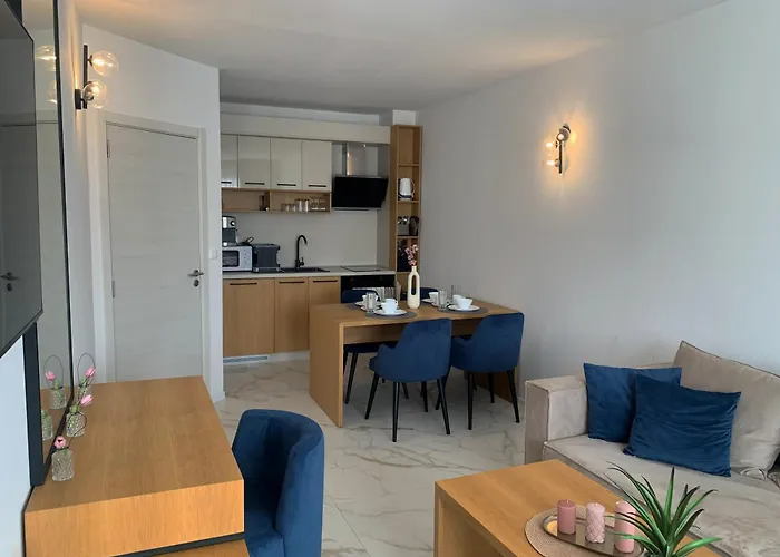 Sirena First Line - сирена на първа линия * Złote Piaski