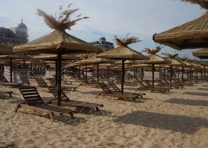 Lägenhet Sirena First Line - сирена на първа линия *