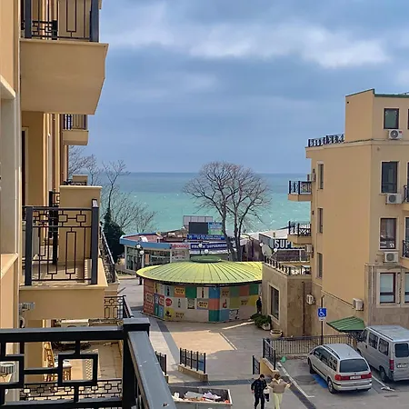 Sirena First Line - сирена на първа линия Lejlighed Golden Sands