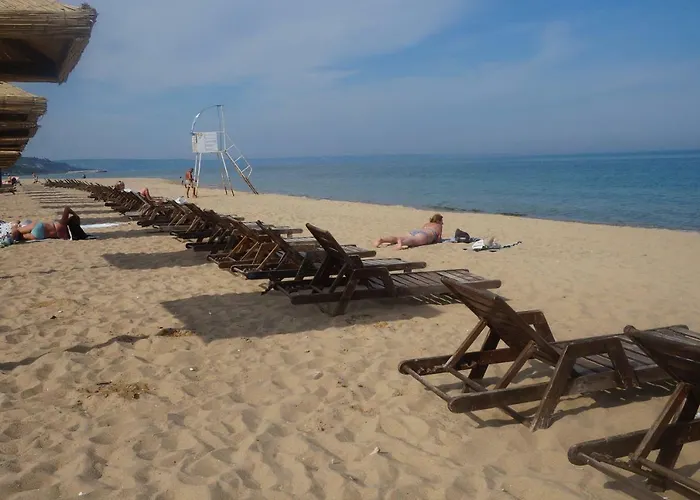 Sirena First Line - сирена на първа линия Apartment